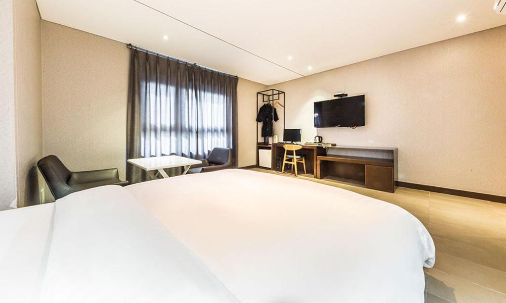 Yeongdeungpo Lifestyle F Hotel Сеул Екстериор снимка