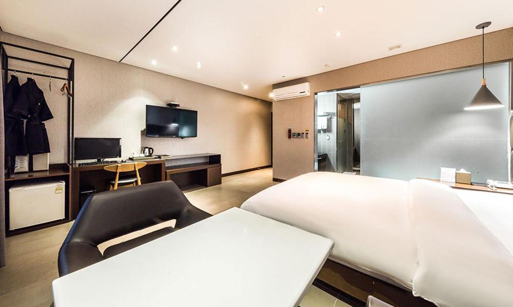 Yeongdeungpo Lifestyle F Hotel Сеул Екстериор снимка