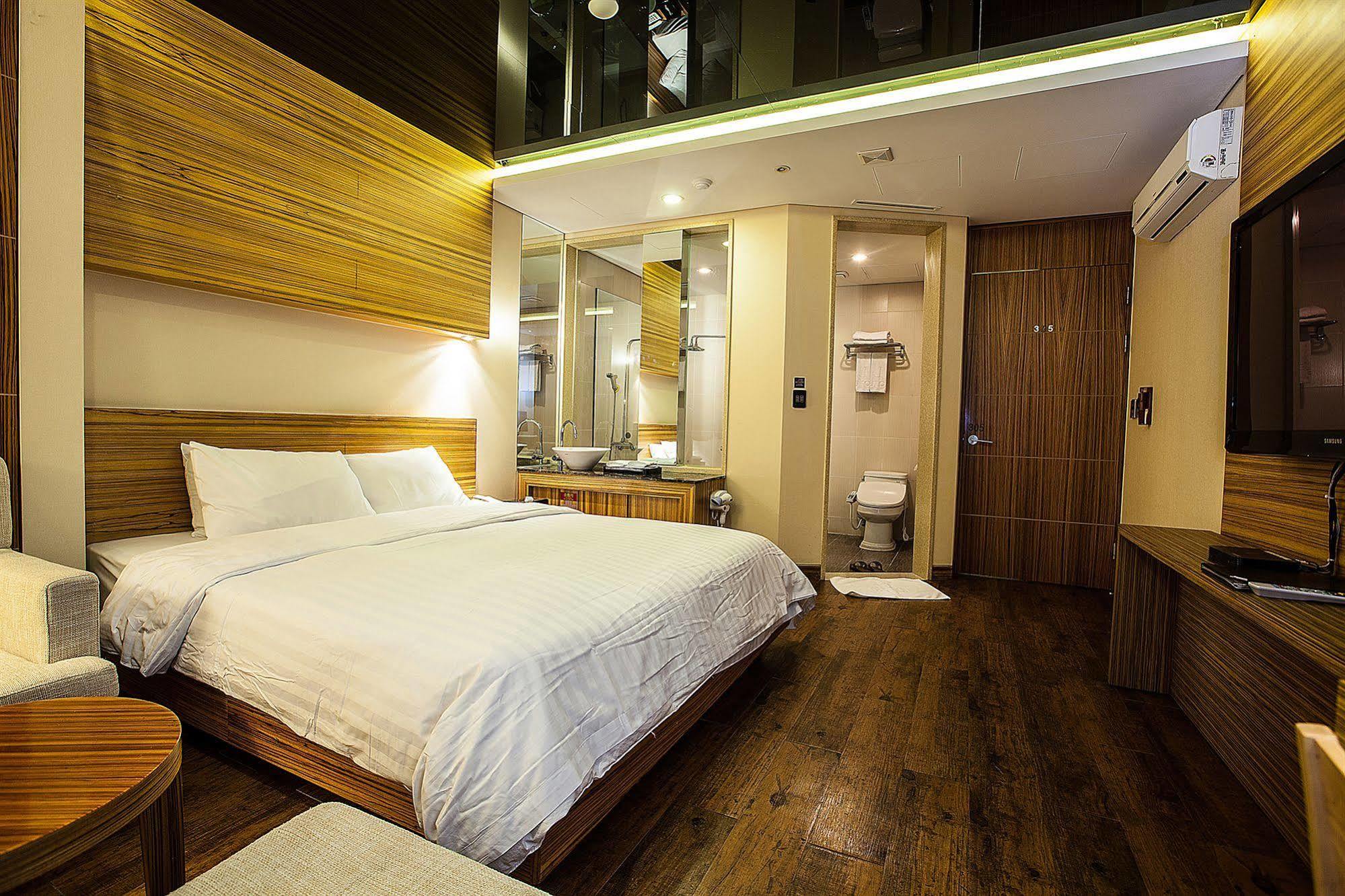 Yeongdeungpo Lifestyle F Hotel Сеул Екстериор снимка