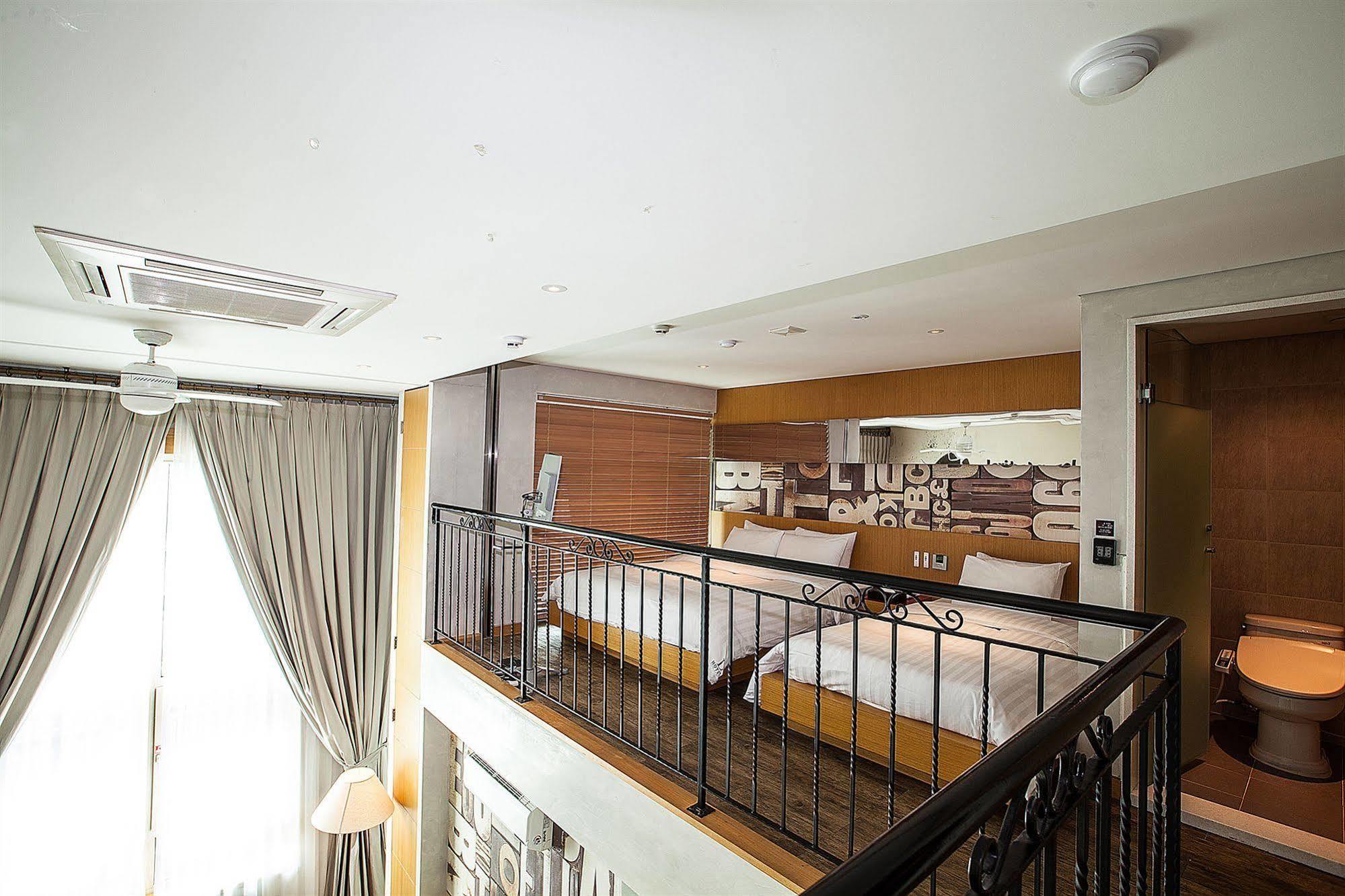 Yeongdeungpo Lifestyle F Hotel Сеул Екстериор снимка