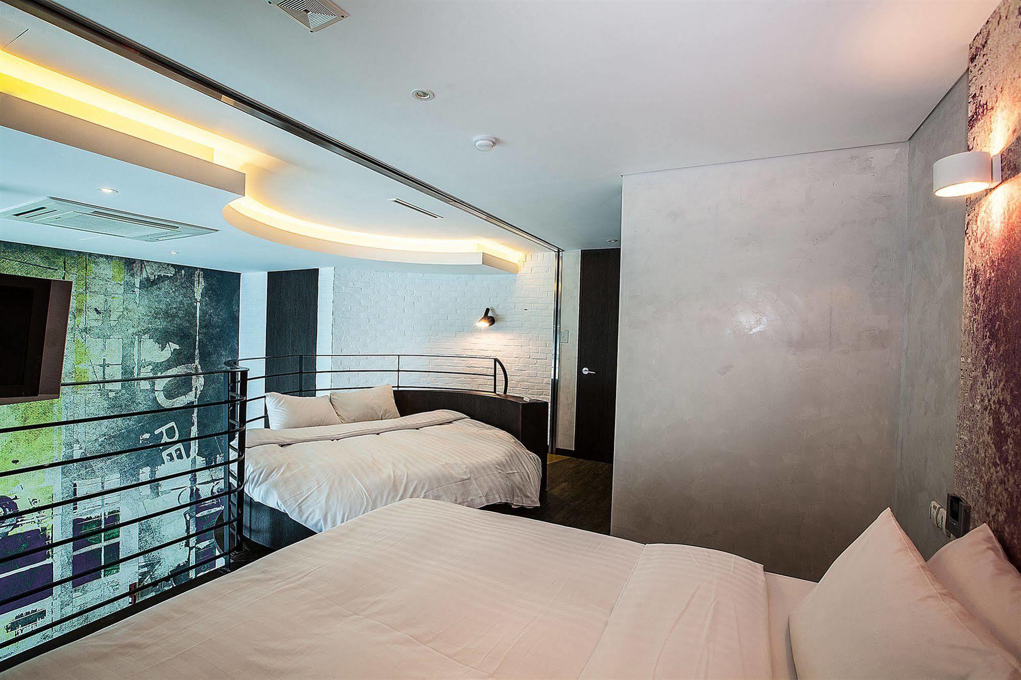 Yeongdeungpo Lifestyle F Hotel Сеул Екстериор снимка