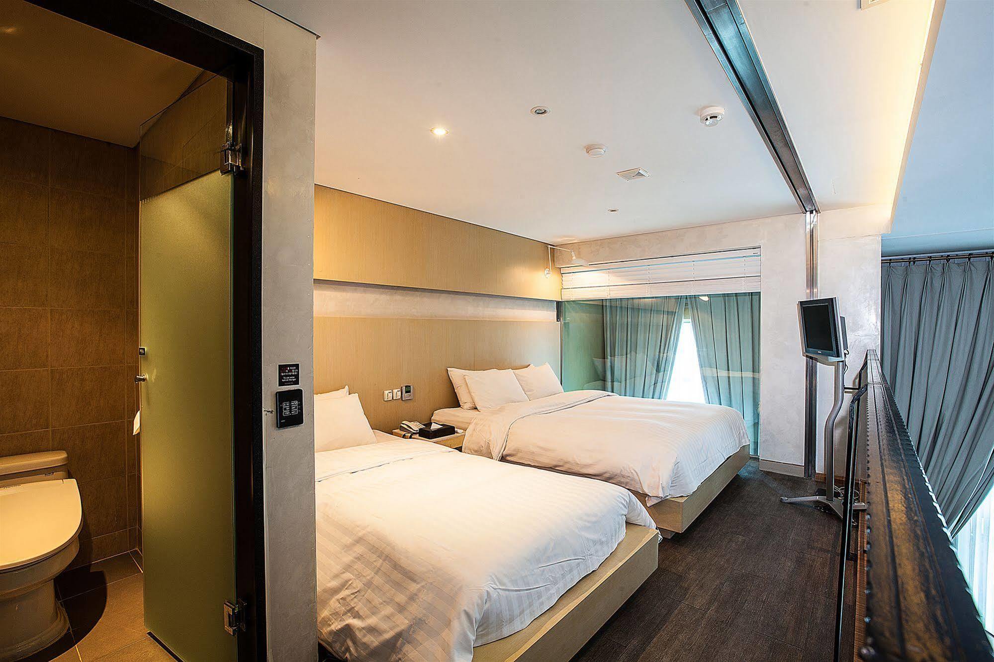 Yeongdeungpo Lifestyle F Hotel Сеул Екстериор снимка